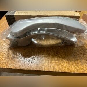 Pampered Chef Garlic Press